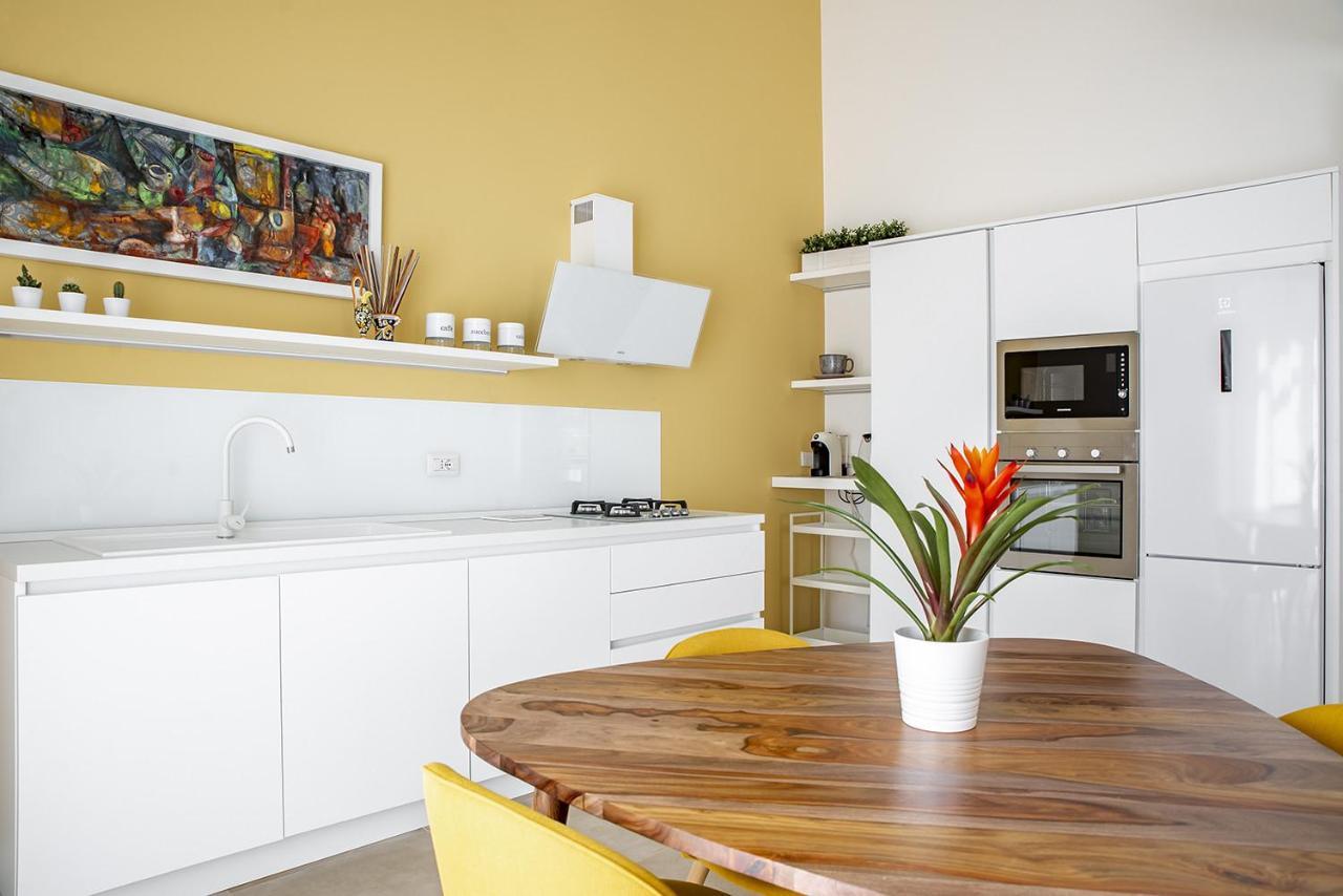 Helios Duplex A Due Passi Da Ortigia By Wonderful Italy Apartment Syracuse ภายนอก รูปภาพ